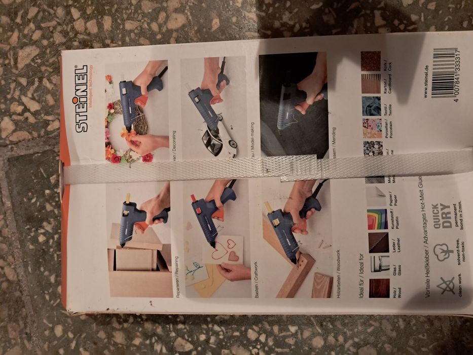 Pistolet do klejenia na gorąco z zestawem kleju