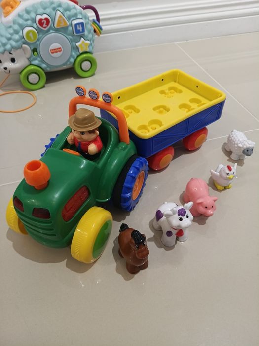 Traktor Farmer dumel interaktywna mówi po polsku jeździ