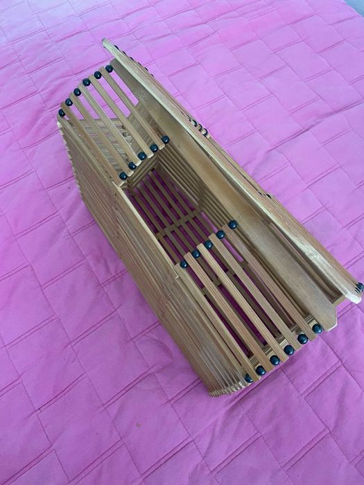 Cesta de mão de bambu vintage