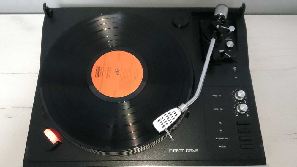 Вініловий HiFi програвач Telefunken TS 950. Прямий привід, 2 двигуни