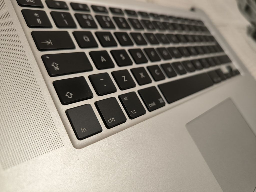 Oryginalna bateria A1494 do Macbook Pro A1398 + palmrest