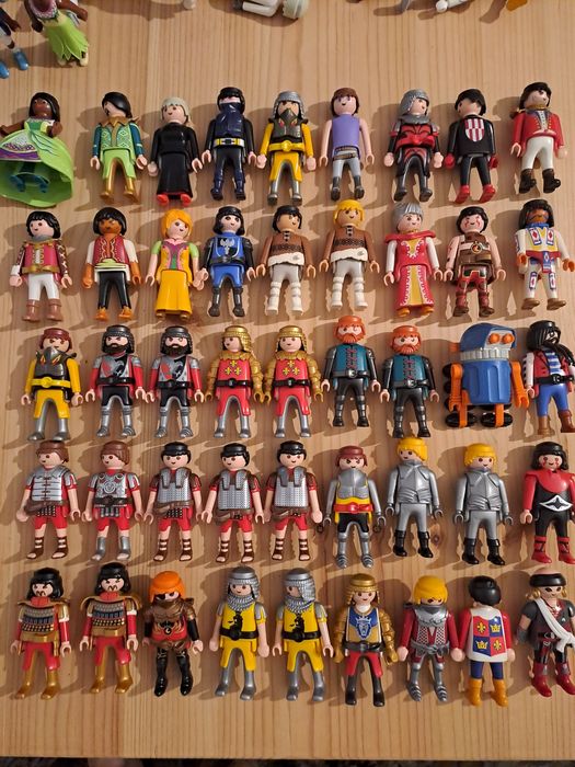 Bonecos playmobil