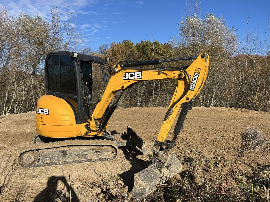 Оренда міні екскаватора jcb 8030