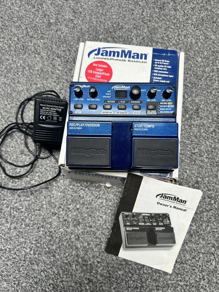 Digitech Jamman looper sampler