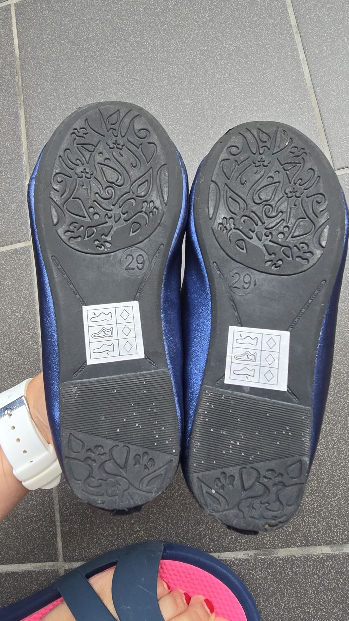 Buty ciapy, pantofle  r29  5-10-15