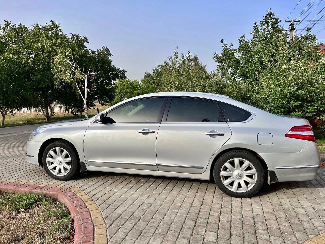 Nissan Teana 2010