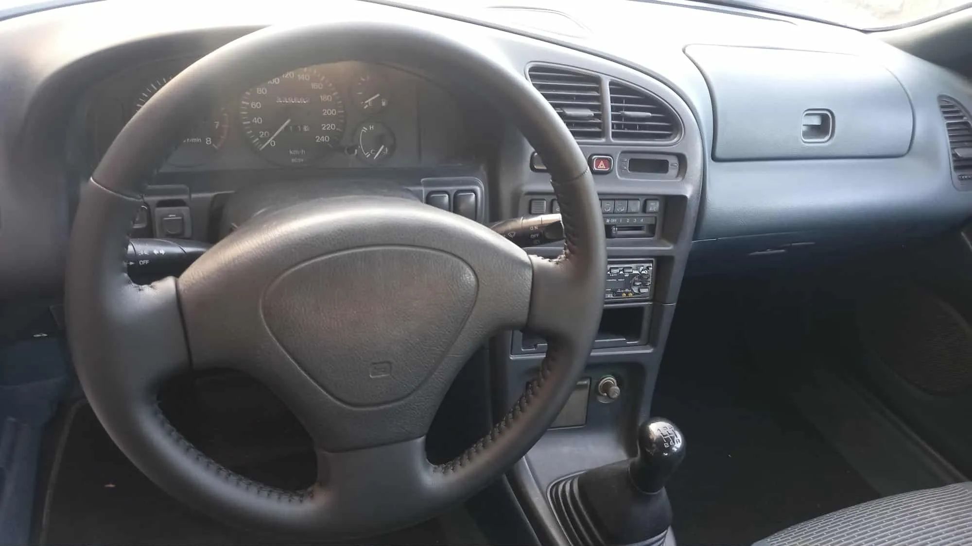 Mazda 323 F 1.5