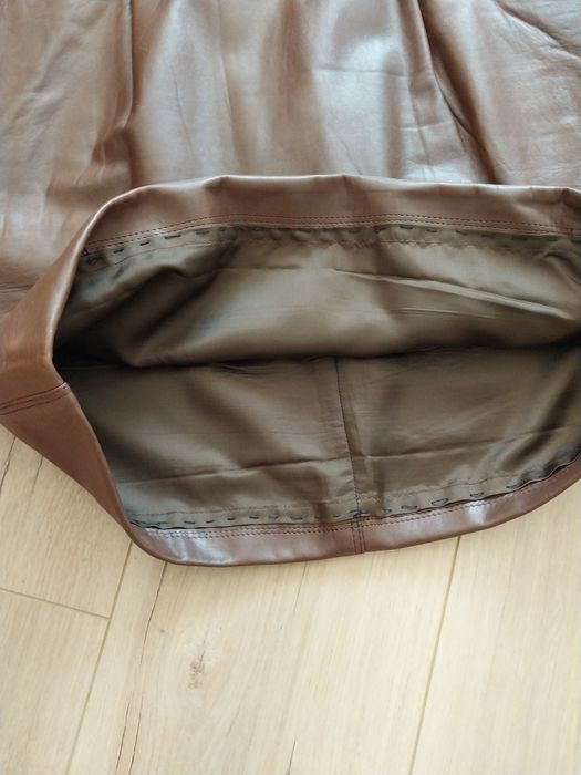 Шкіряні спідниці.