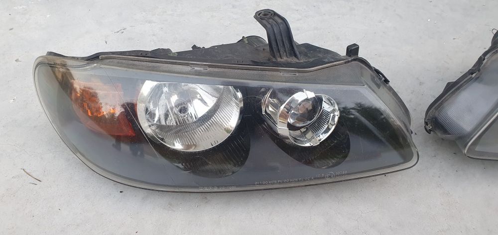 Lampa nissan almera
