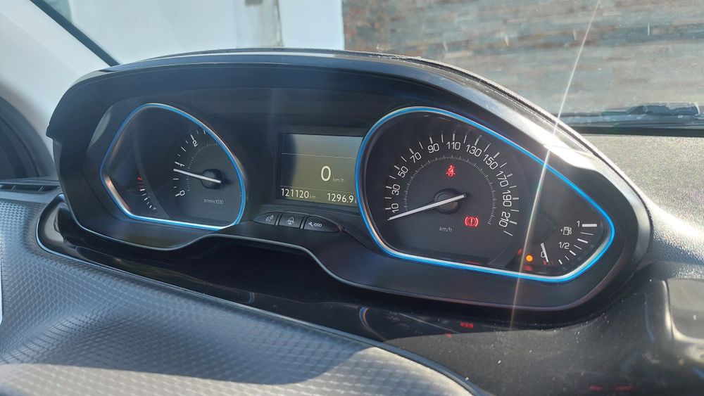 Peugeot 208 1.6 2017