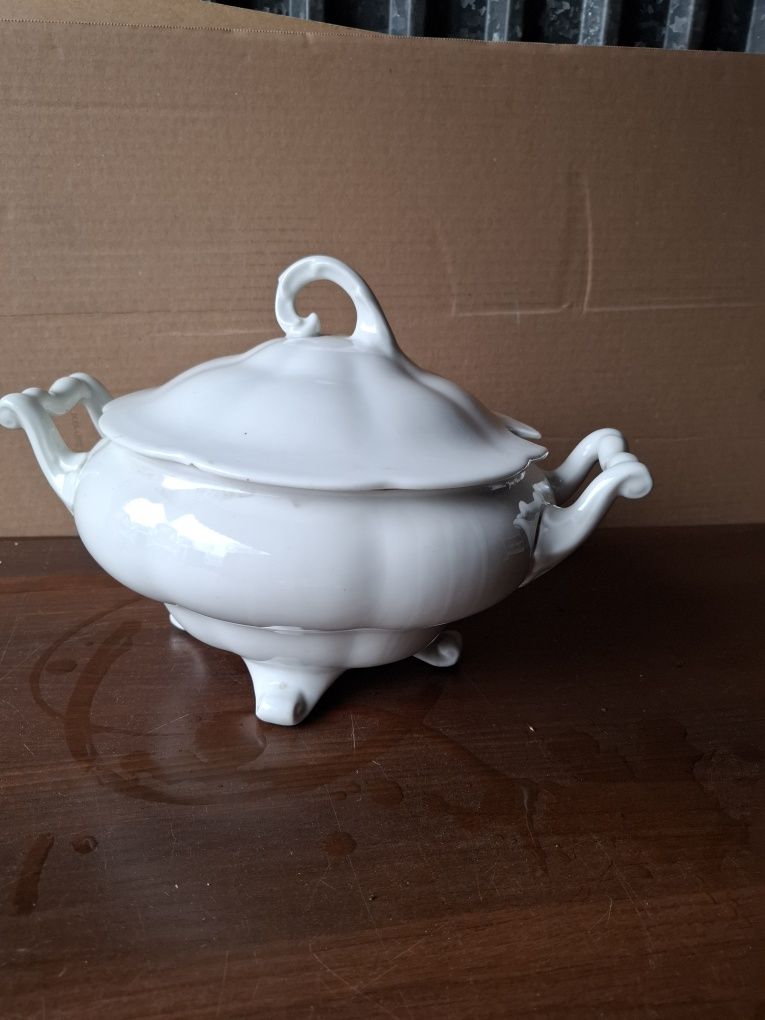 Stara waza z czasów PRL porcelana Karolina