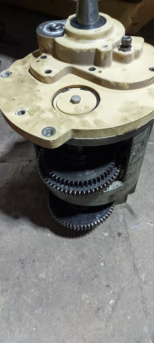 HECKERT 400 коробка швидкостей.