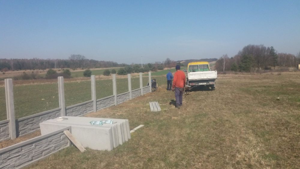 Ogrodzenia betonowe produkcja montaż podmurówka.