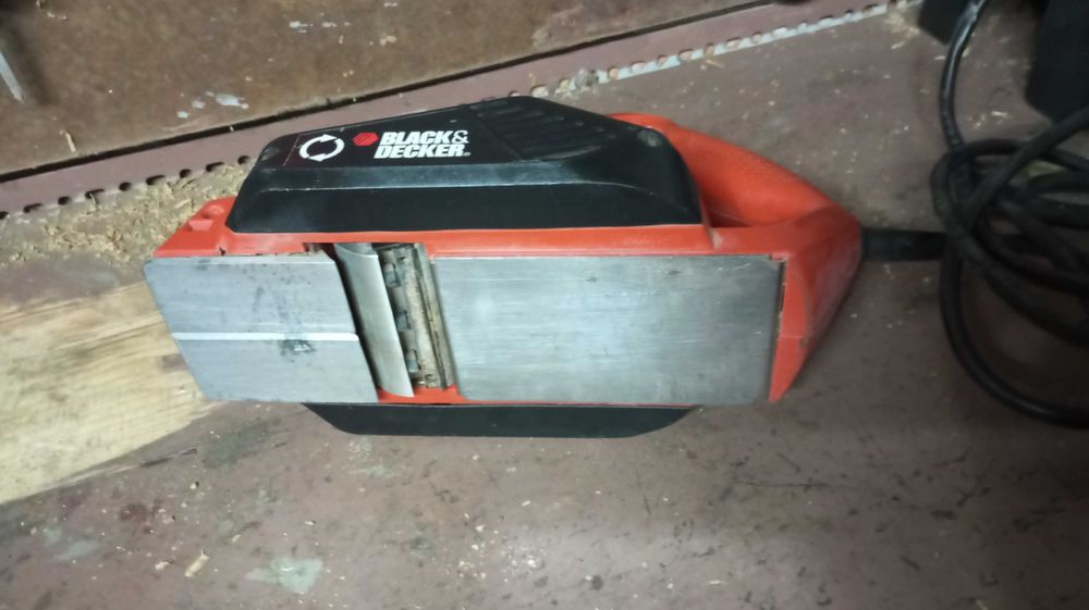 Plaina black Decker em bom estado