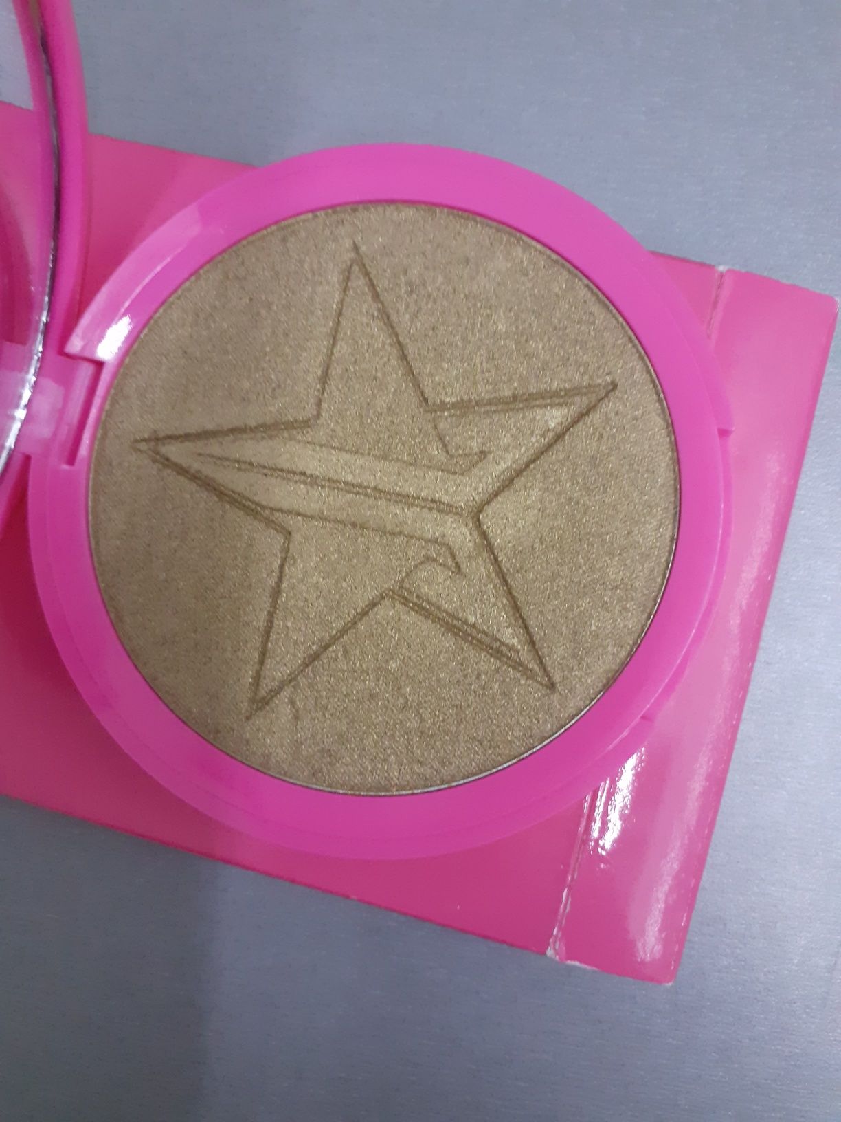 Jeffree star cosmetics Skin frost