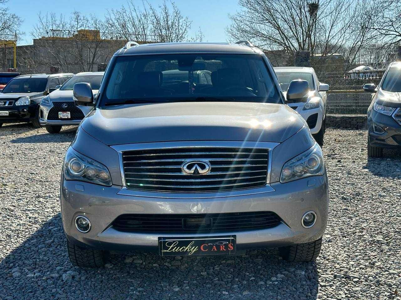 Авто Infiniti QX56 2011