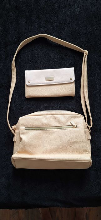 Nowa torebka wraz z portfelem marki Daniel Hechter.