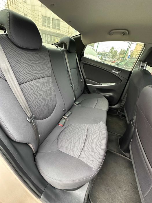 Продам Hyundai Accent 2012 рік можлива розстрочка,кредит,обмін!