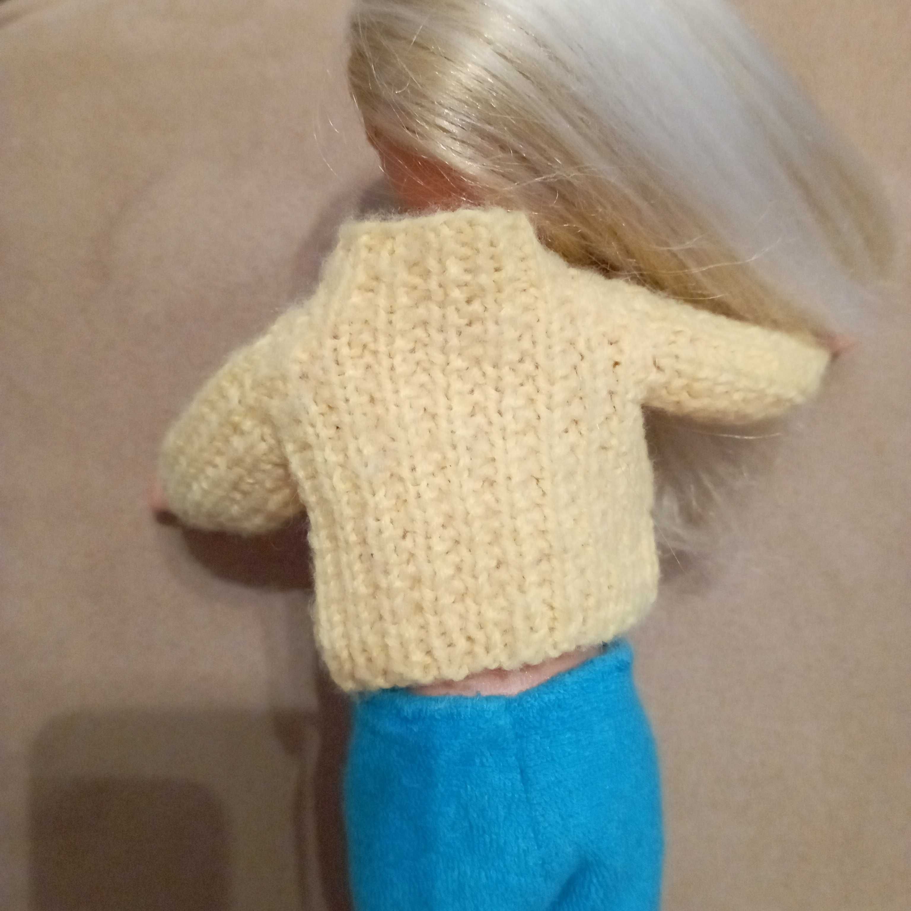Ubranka Piękny krótki sweter dla lalki Barbie