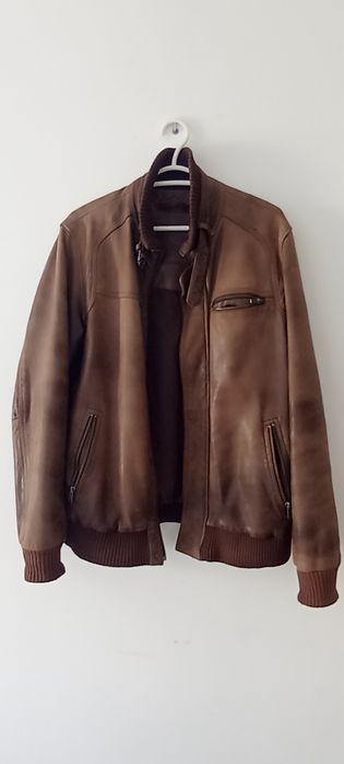 Blusão de cabedal Cortefiel