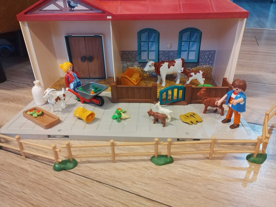 playmobil domek farma