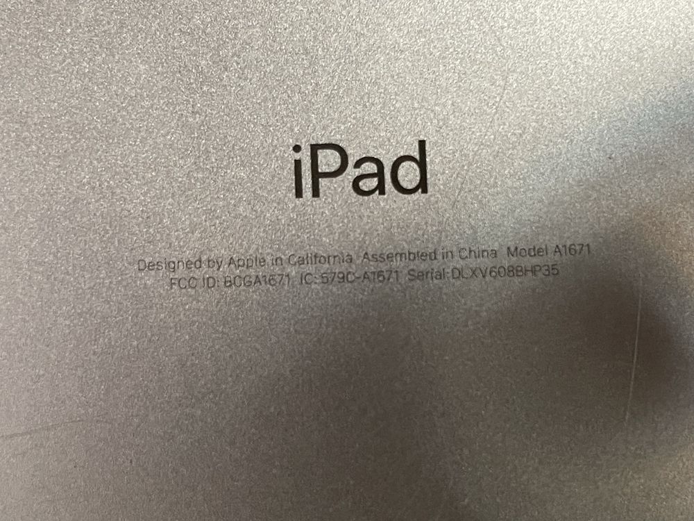 Ipad 10” на запчастини або ремонт