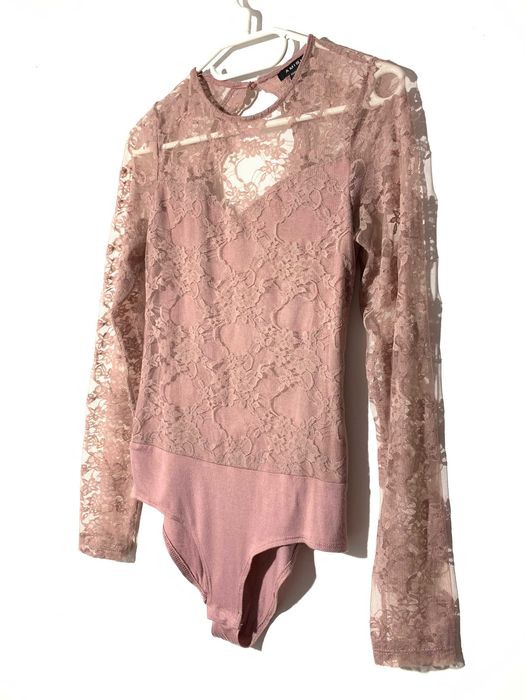 body S 36 koronka brudny róż na długi rękaw wiskoza gołe plecy glamour