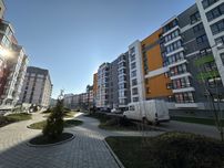 Продам 2К Квартиру + Кухня студія По вул. Національної гвардії