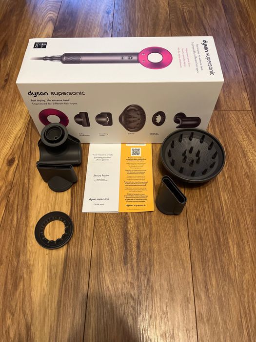 Dyson Supersonic HD03 – Fuchsia – Pełny zestaw – Stan idealny