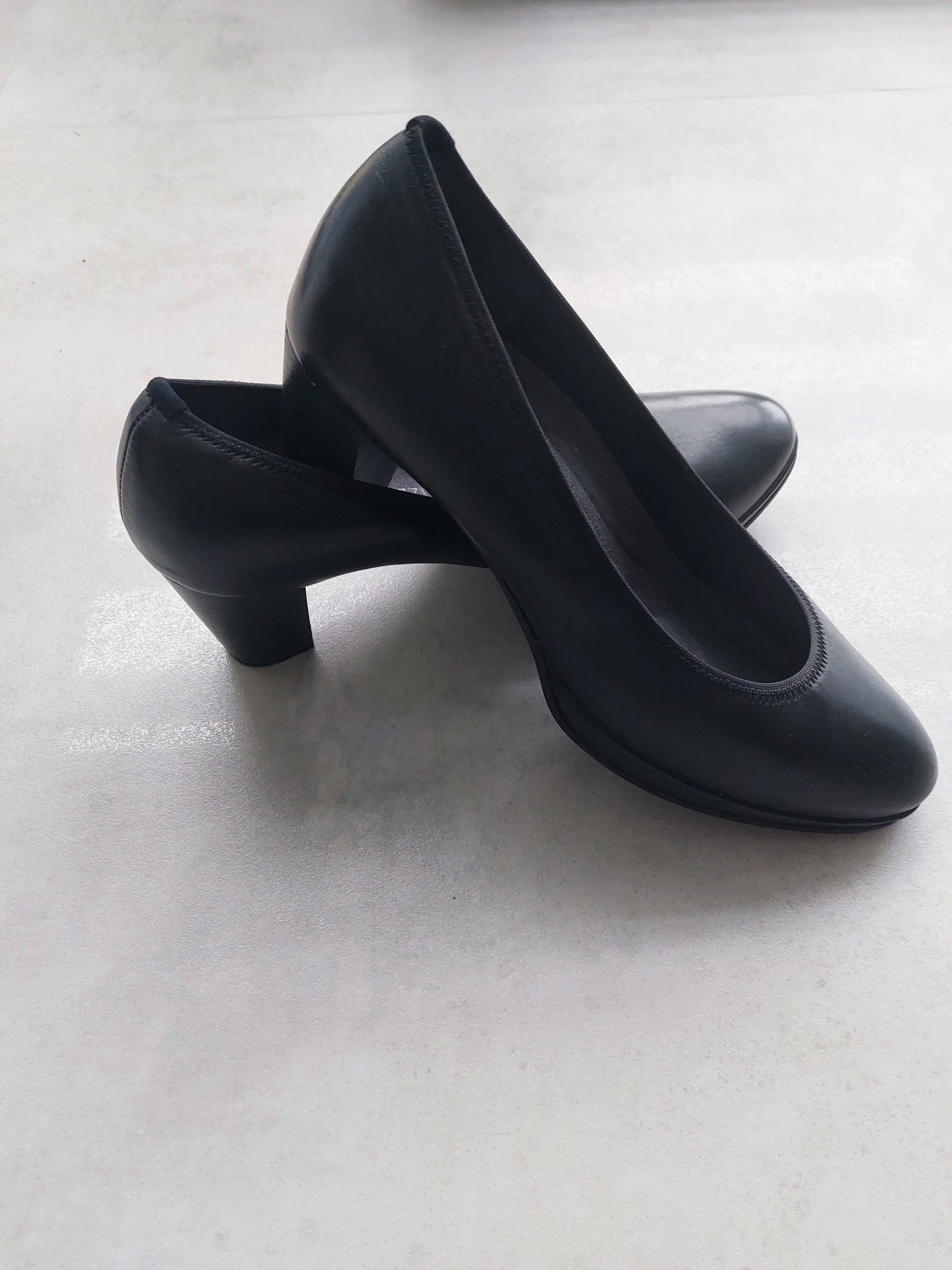 Buty skórzane Marco Tozzi roz.37