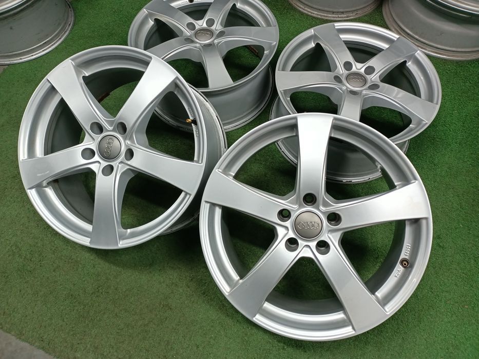 19" felgi 5x112 et35 Audi a4 b6 b7 b8 b9 a6 c6 c7 c8 a8 d3 a5 a7 Q3 Q5