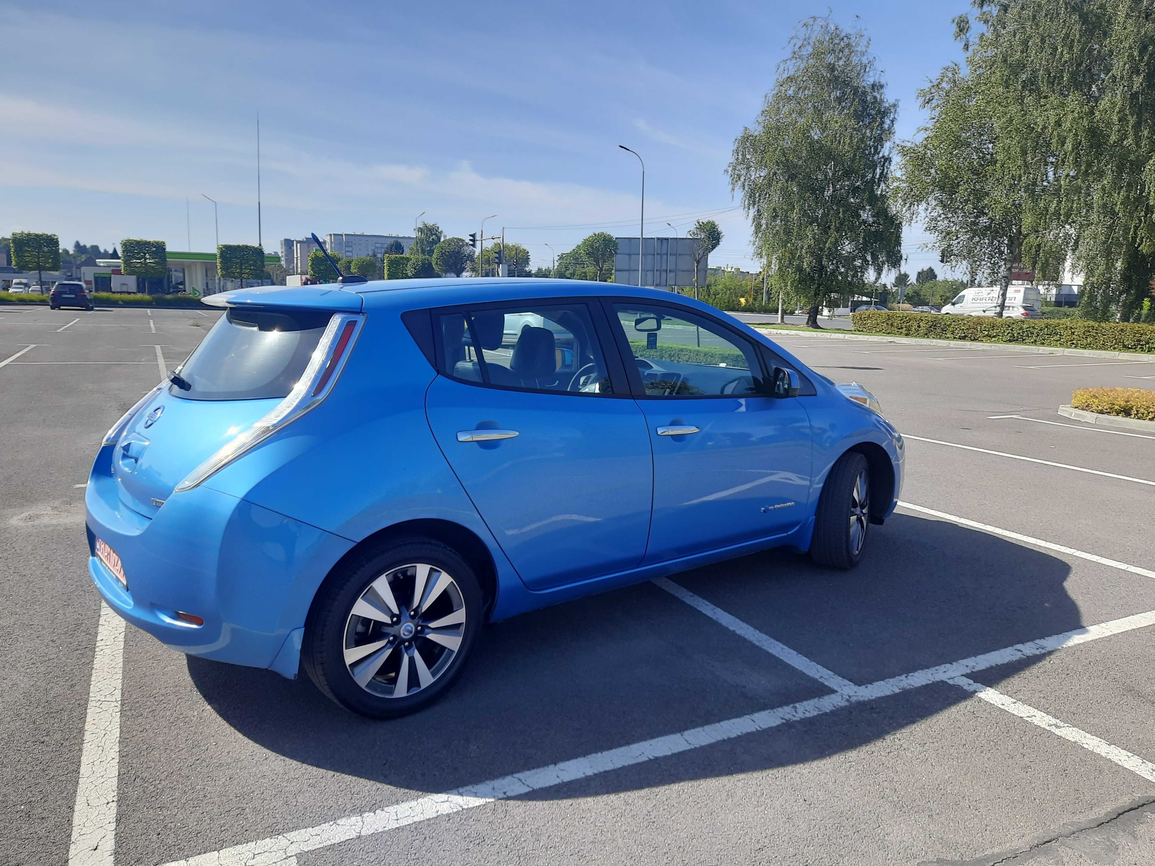 Nissan Leaf 2013р Fase Lift