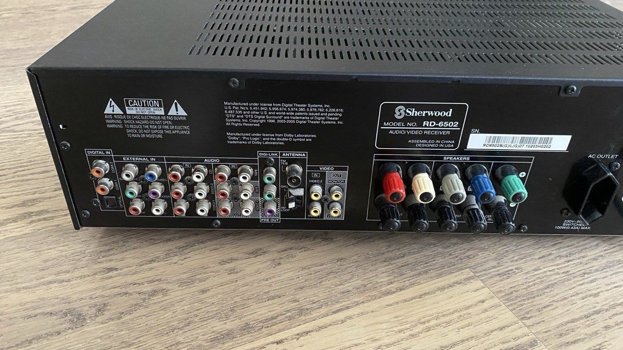 Аудіосистема Sherwood: Ресивер RD-6502 та CD-програвач CD-5090R