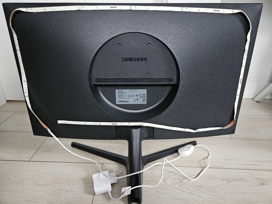 Monitor Samsung 28" 4k HDR LU28R550UQPXEN + podświetlenie LED RGB