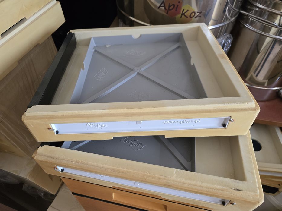 APIKOZ dennica wielkopolska 12 ramkowa na zimno lub dadant na ciepło