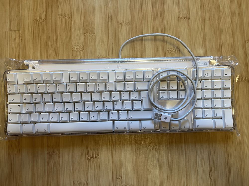 Apple Pro Keyboard M7803 A1048 USB новi в плівках