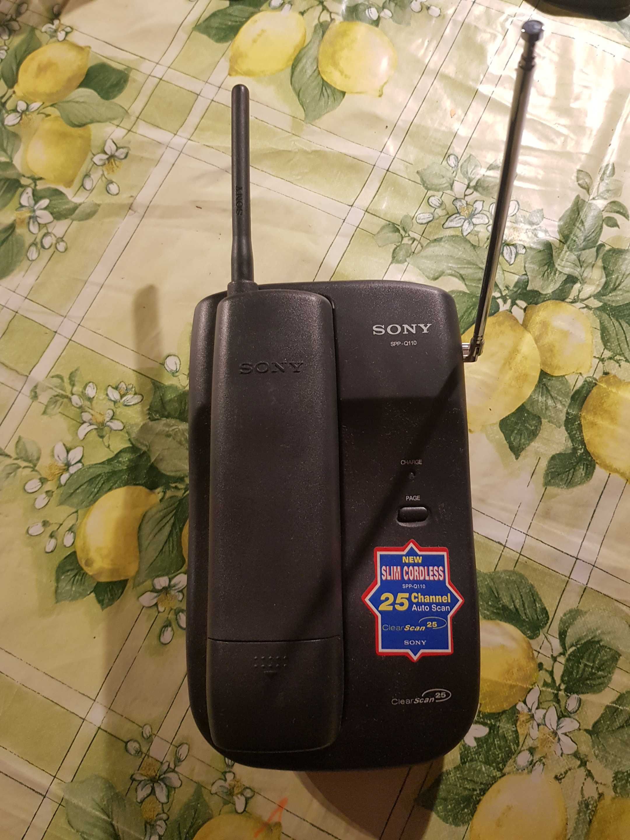 Stary telefon SONY SPP-Q120