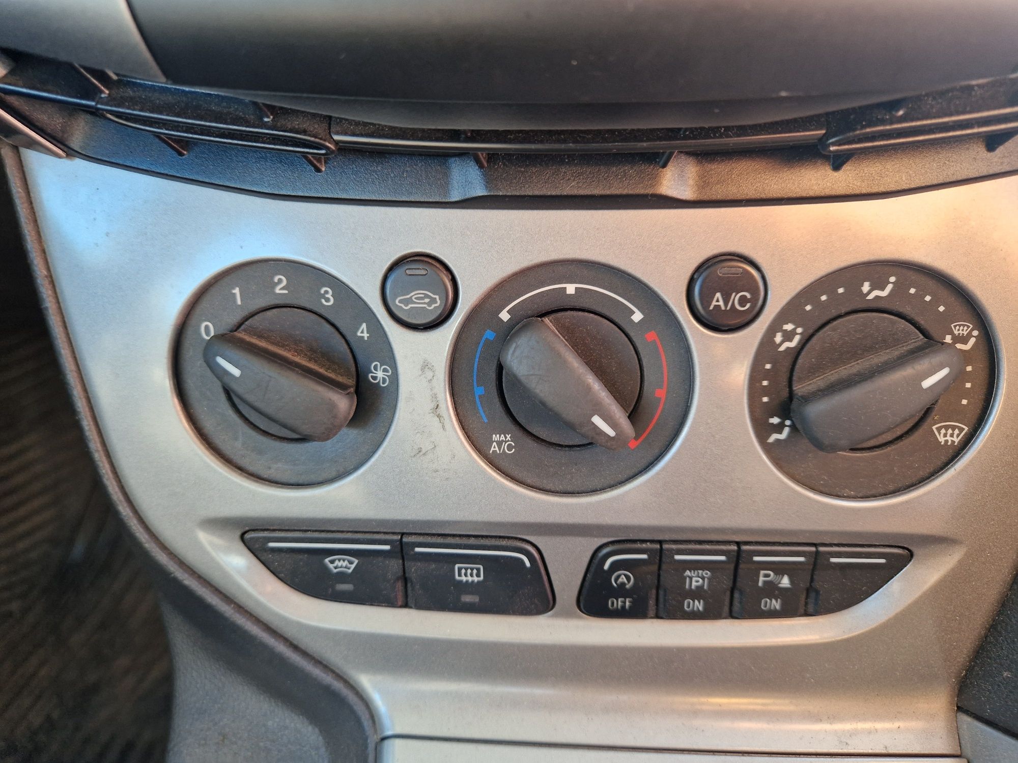 Panel klimatyzacji nawiewu Focus Mk3