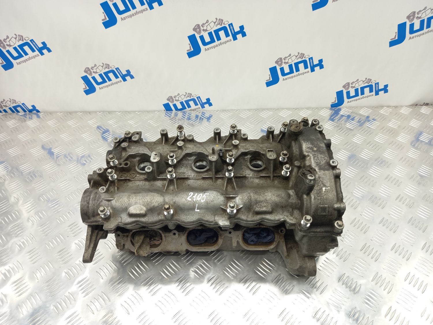 Головка блока цилиндров ГБЦ левая A2760105520 для Mercedes Benz W204 C