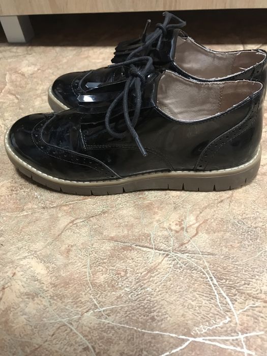 Женская обувь