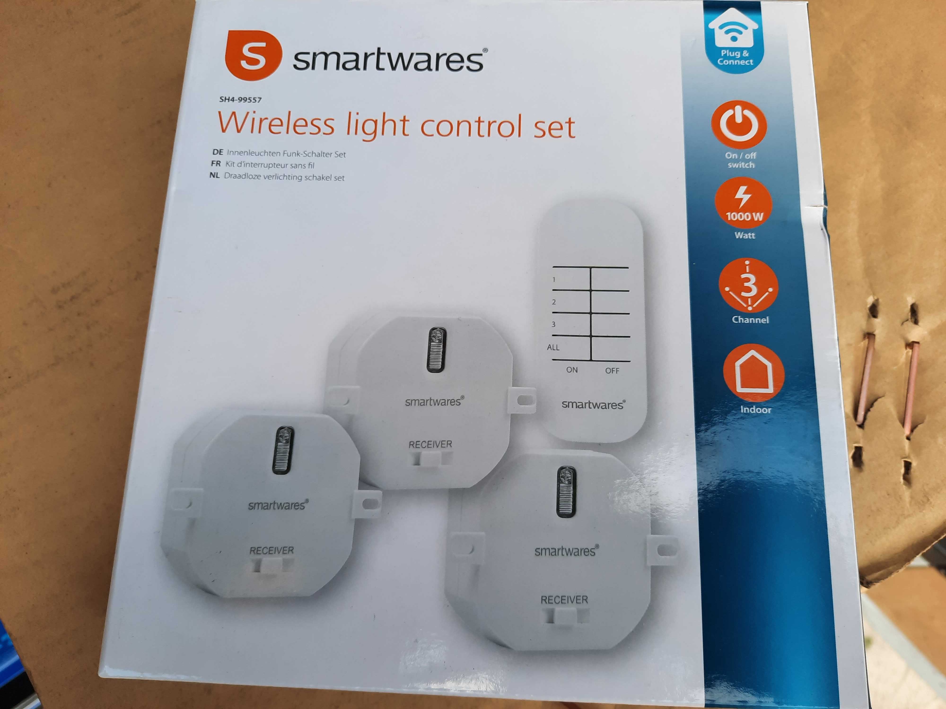 Smartwares zestaw sterownikow rolet bramy swiatla z pilotem