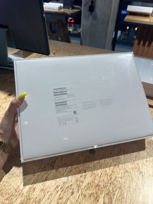 MacBook Pro 16 CPO SG/10C CPU/16C GPU/16GB/1TB M1