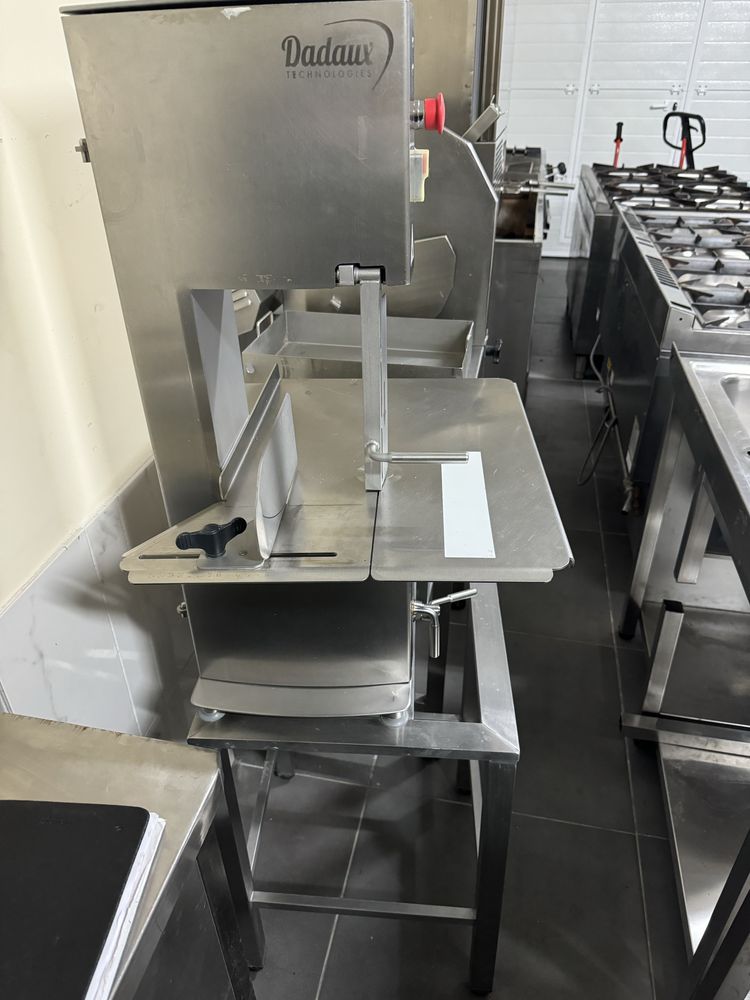 Maquina de cortar bacalhau / ossos / congelados