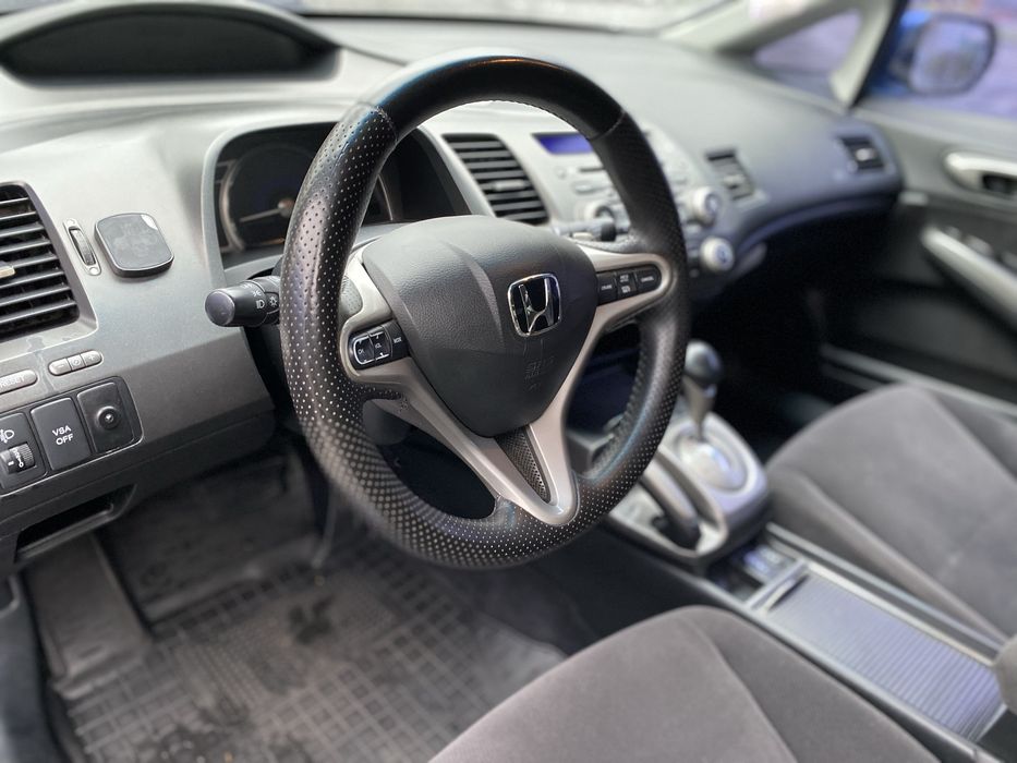 Honda Civic 1.8 Автомат
