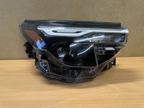 Фара права Subaru Forester SL 84001SL000 K5 2024 2025 2026