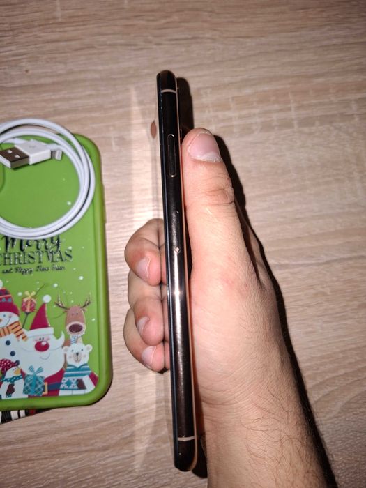 IPhone XS Max 256ГБ Neverlock