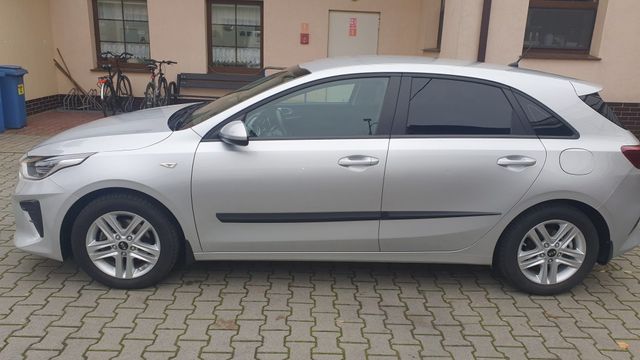 Kia Ceed 1.6crdi salon polska