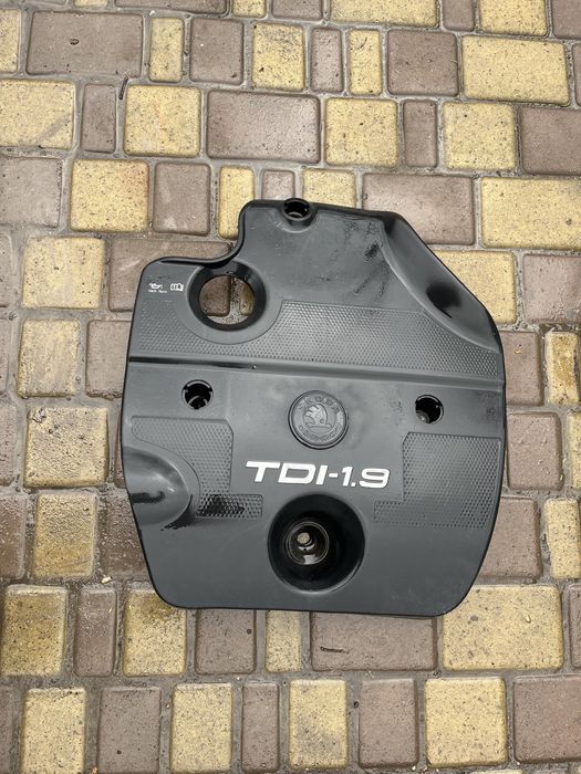 Кришка мотора декоративная