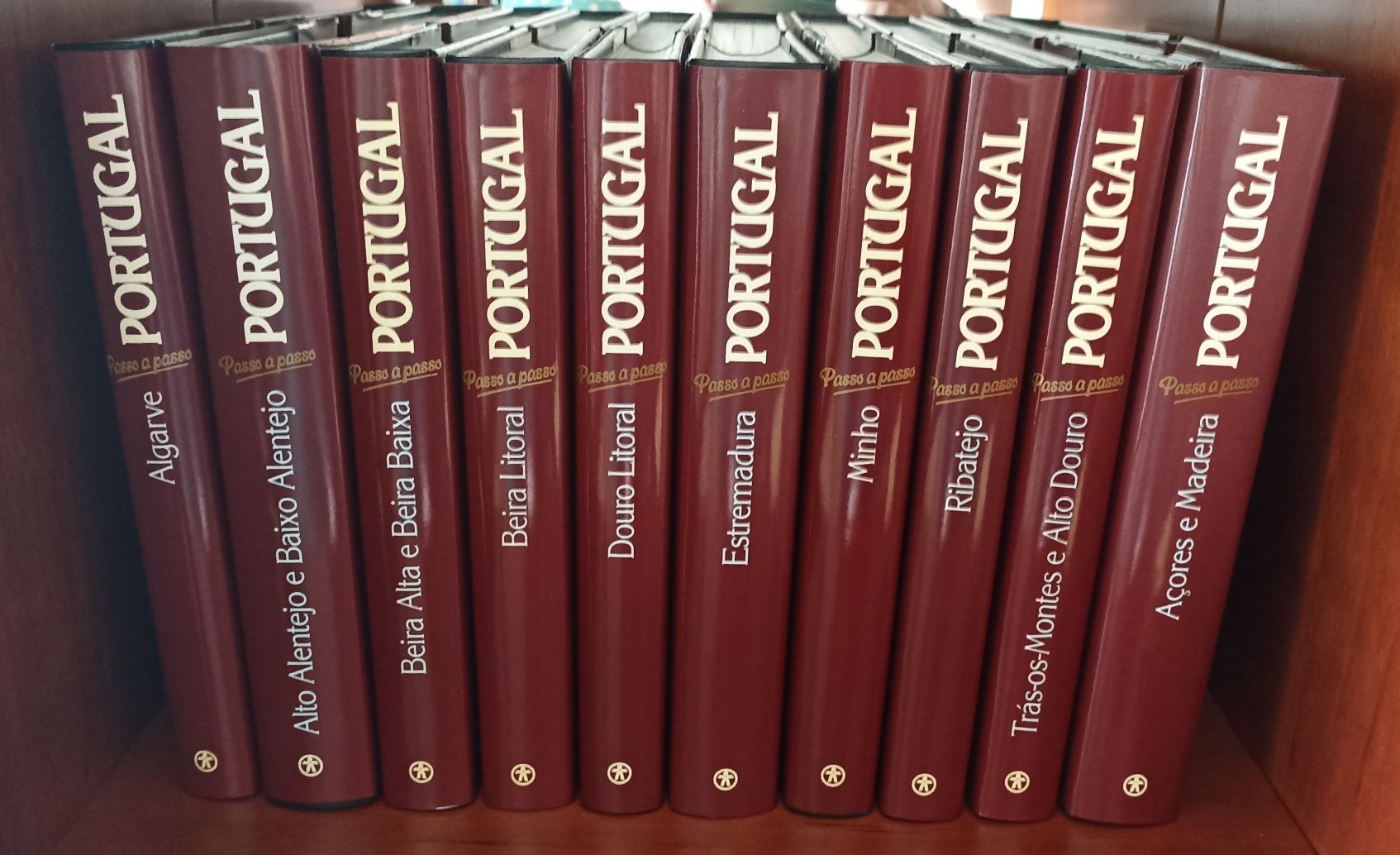 10 volumes sobre 10 regiões de Portugal