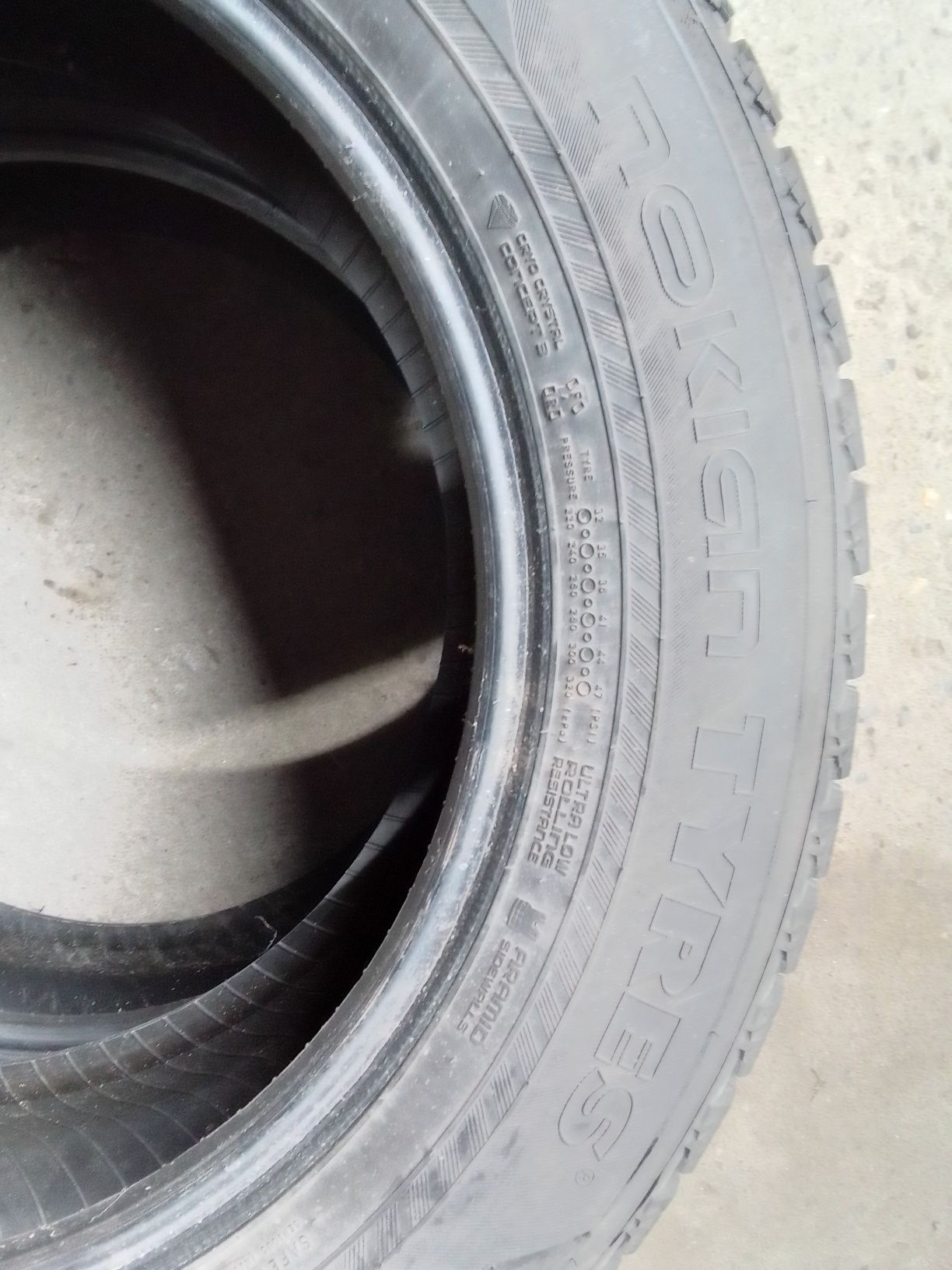 2 Opony zimowe 235/60r18 NOKIAN 6.5mm
